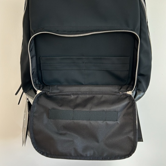 NEW WITH TAGS Limited Edition Haerfest Mercedes Benz Backpack - Picture 13 of 17